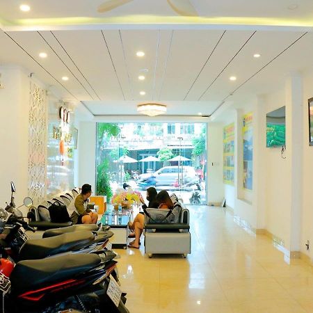 ホテル Khach San Pho Ngoc ニャチャン エクステリア 写真